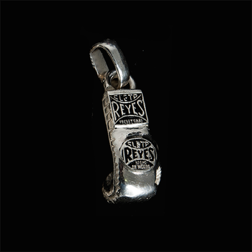 Cleto Reyes Left Hand Silver Pendant
